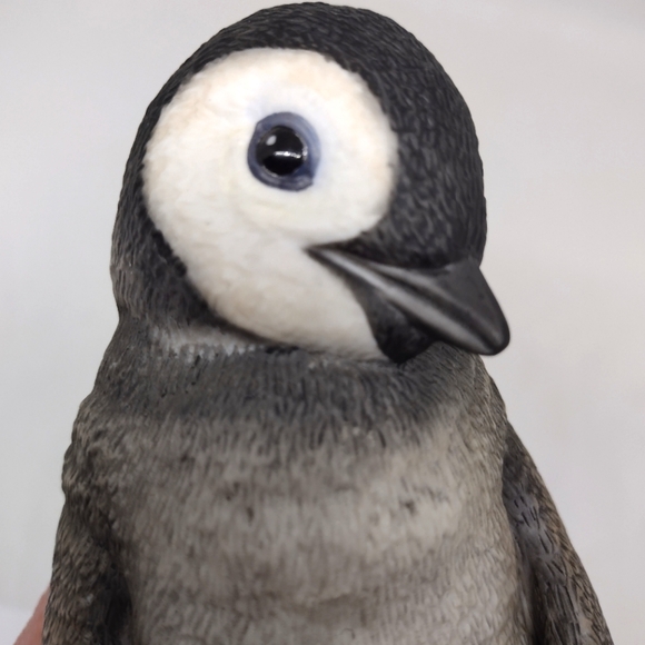 Lenox Vintage 1994 Fine Porcelain Emperor Penguin Chick - Picture 6 of 11